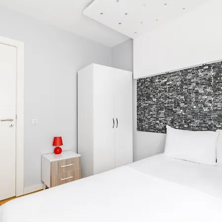 Flat W Shared Pool And Gym 8min To Citys Cevahir *
