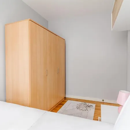 Flat W Shared Pool And Gym 8min To Citys Cevahir דירה איסטמבול