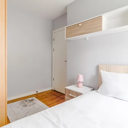 Flat W Shared Pool And Gym 8min To Citys Cevahir Isztambul