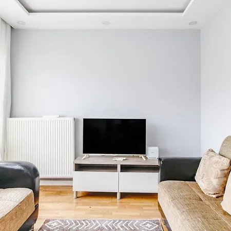 Apartament Flat W Shared Pool And Gym 8min To Citys Cevahir